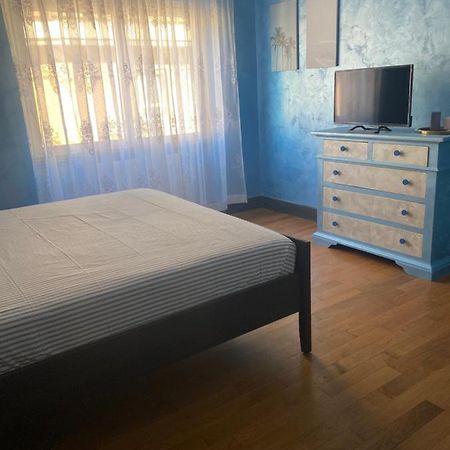 C&E Suites Roma Lido di Ostia Exteriör bild
